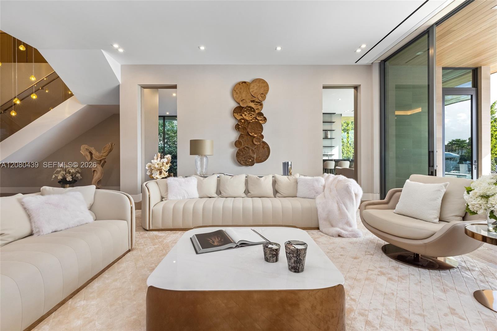 2560 Del Lago Drive