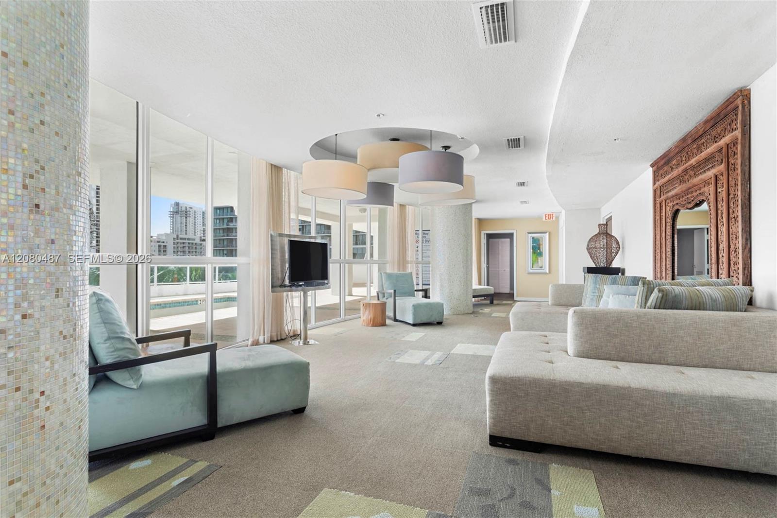 500 NE 29th Street
