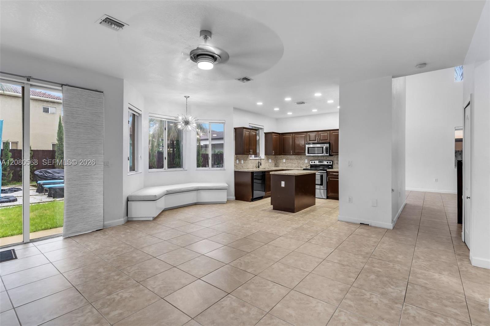 1922 SE 22nd Court
