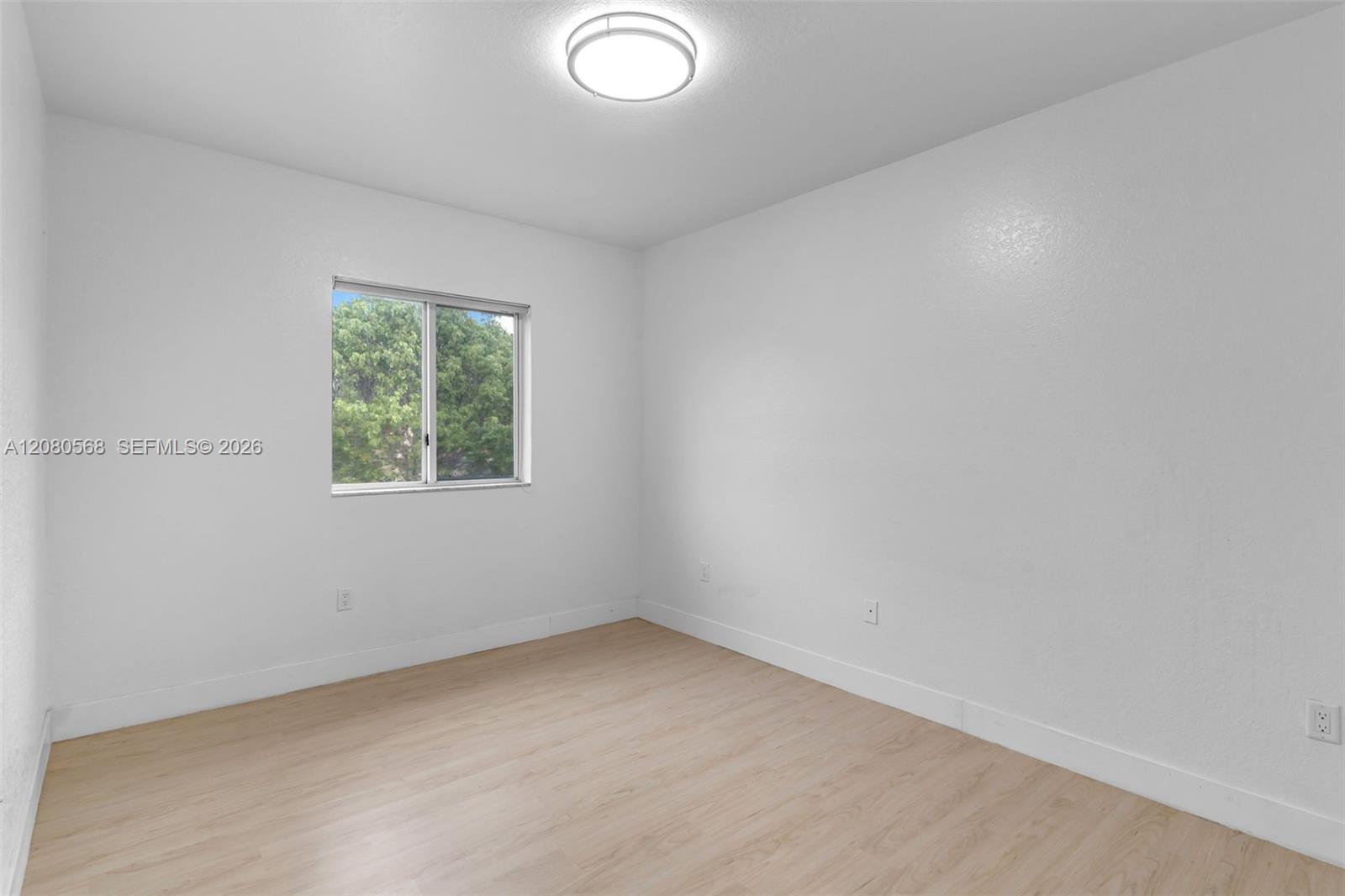 1922 SE 22nd Court
