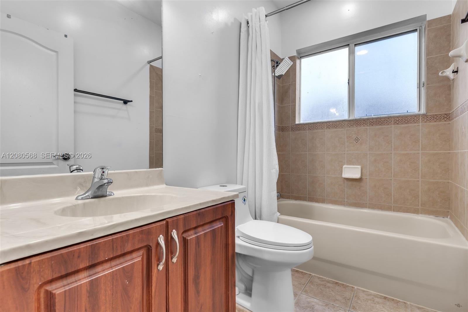 1922 SE 22nd Court