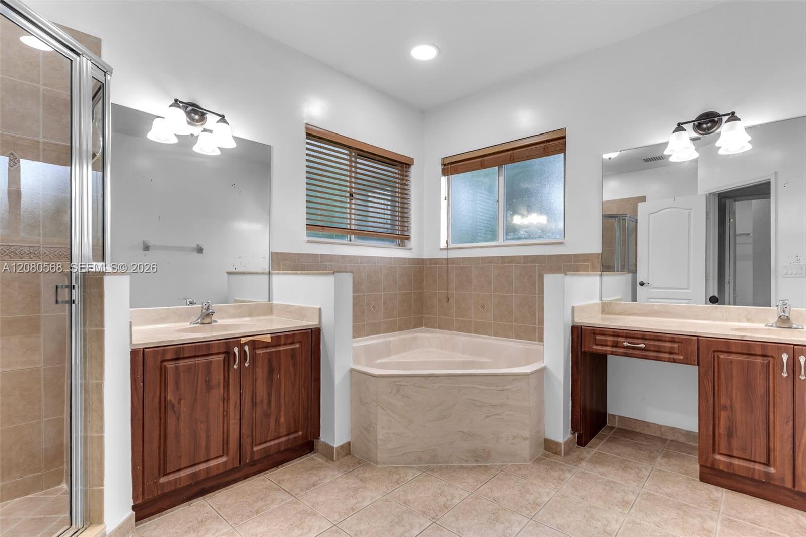 1922 SE 22nd Court
