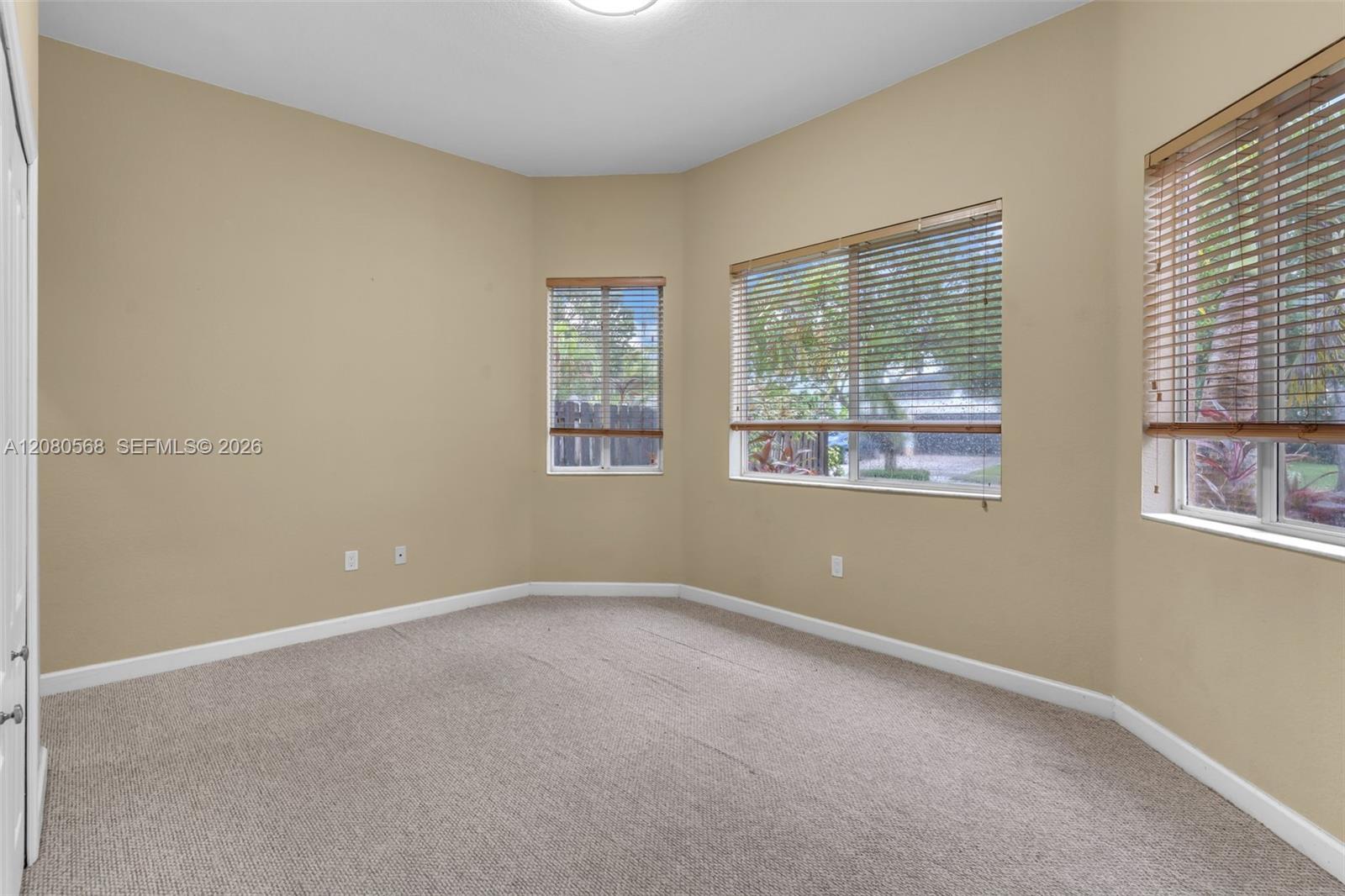 1922 SE 22nd Court