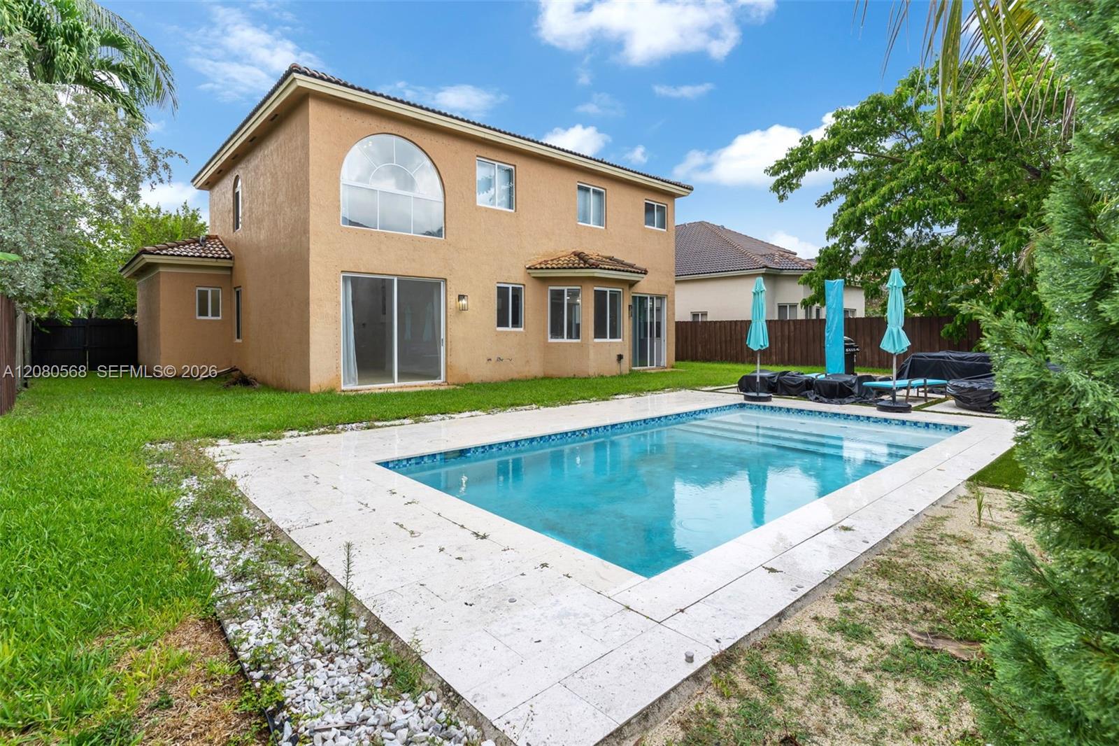 1922 SE 22nd Court