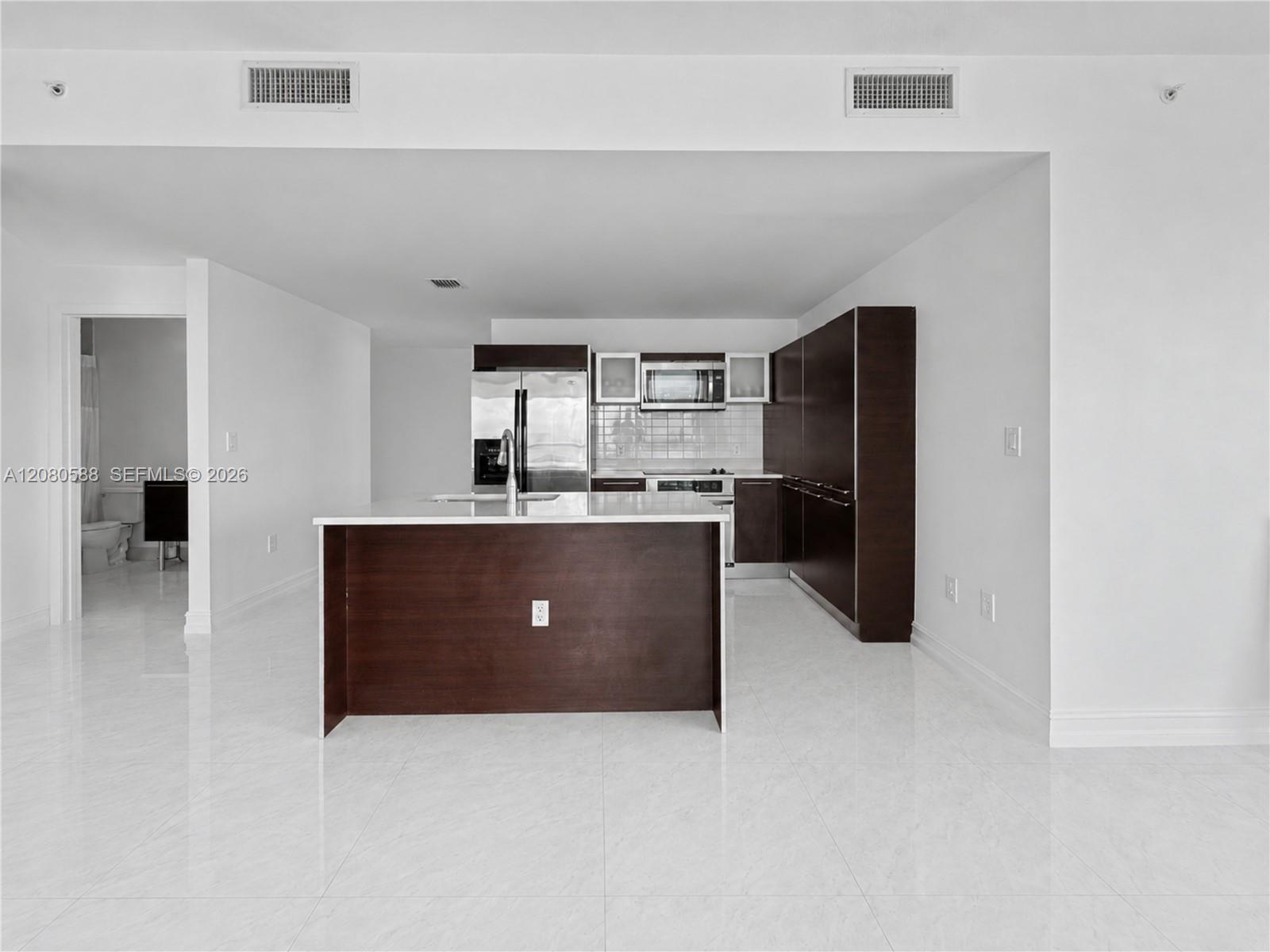 1900 N Bayshore Drive