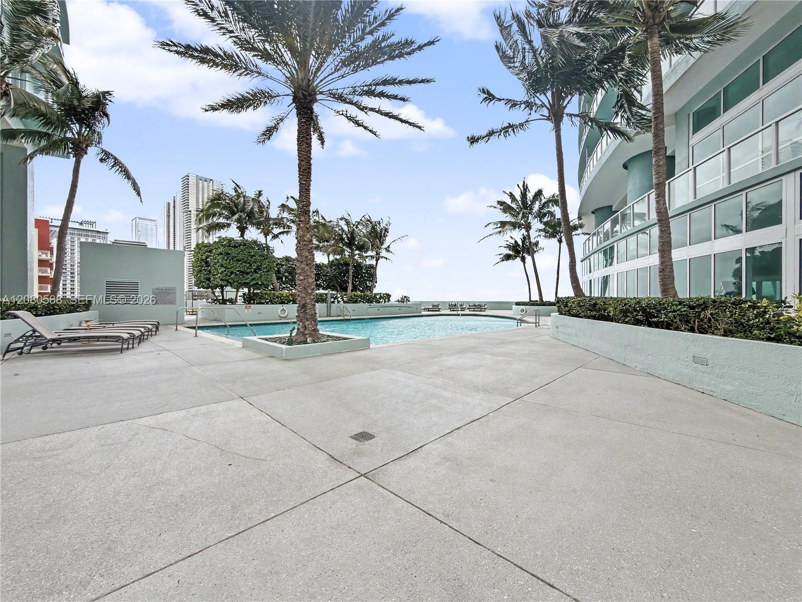 1900 N Bayshore Drive