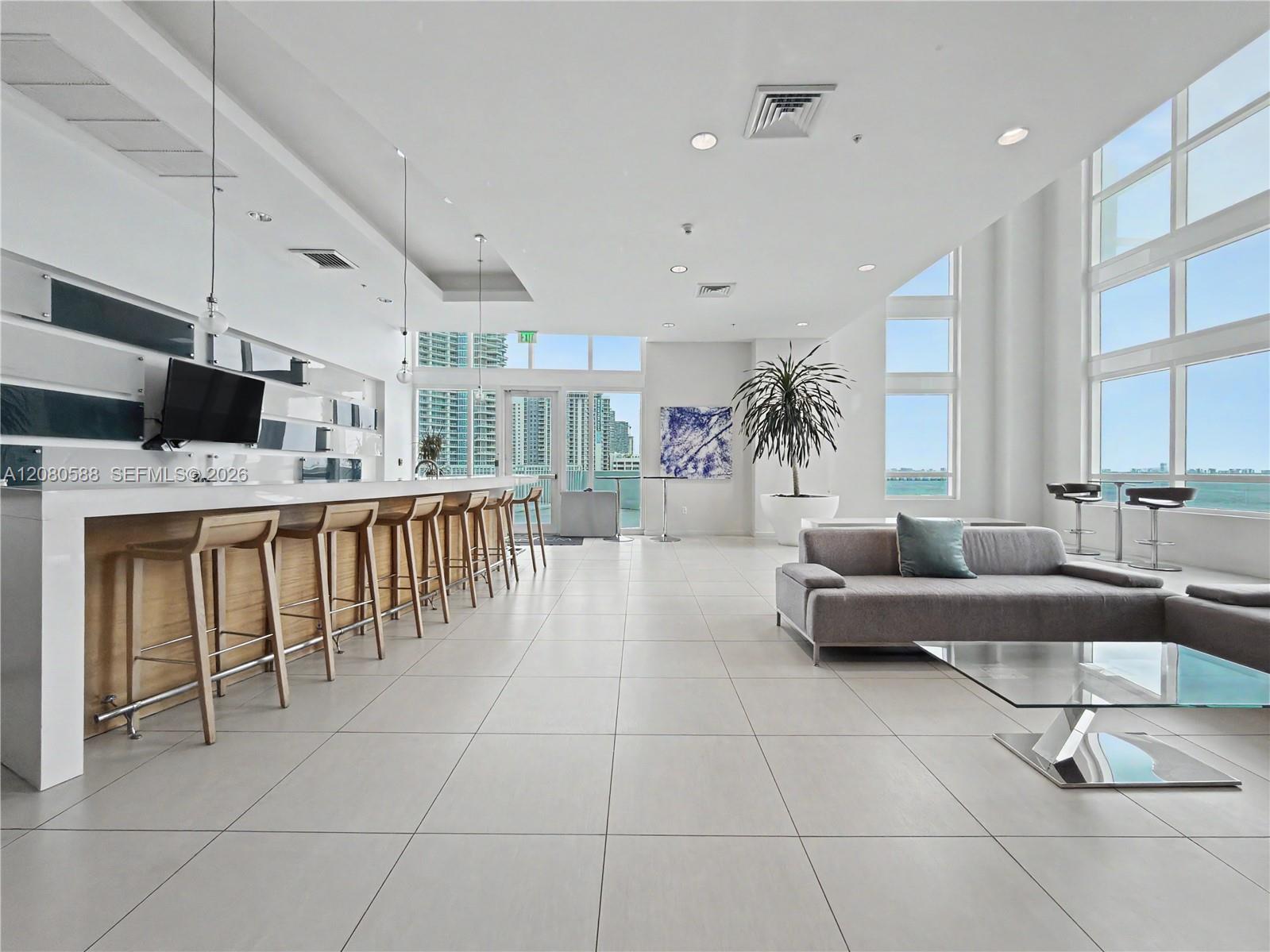 1900 N Bayshore Drive