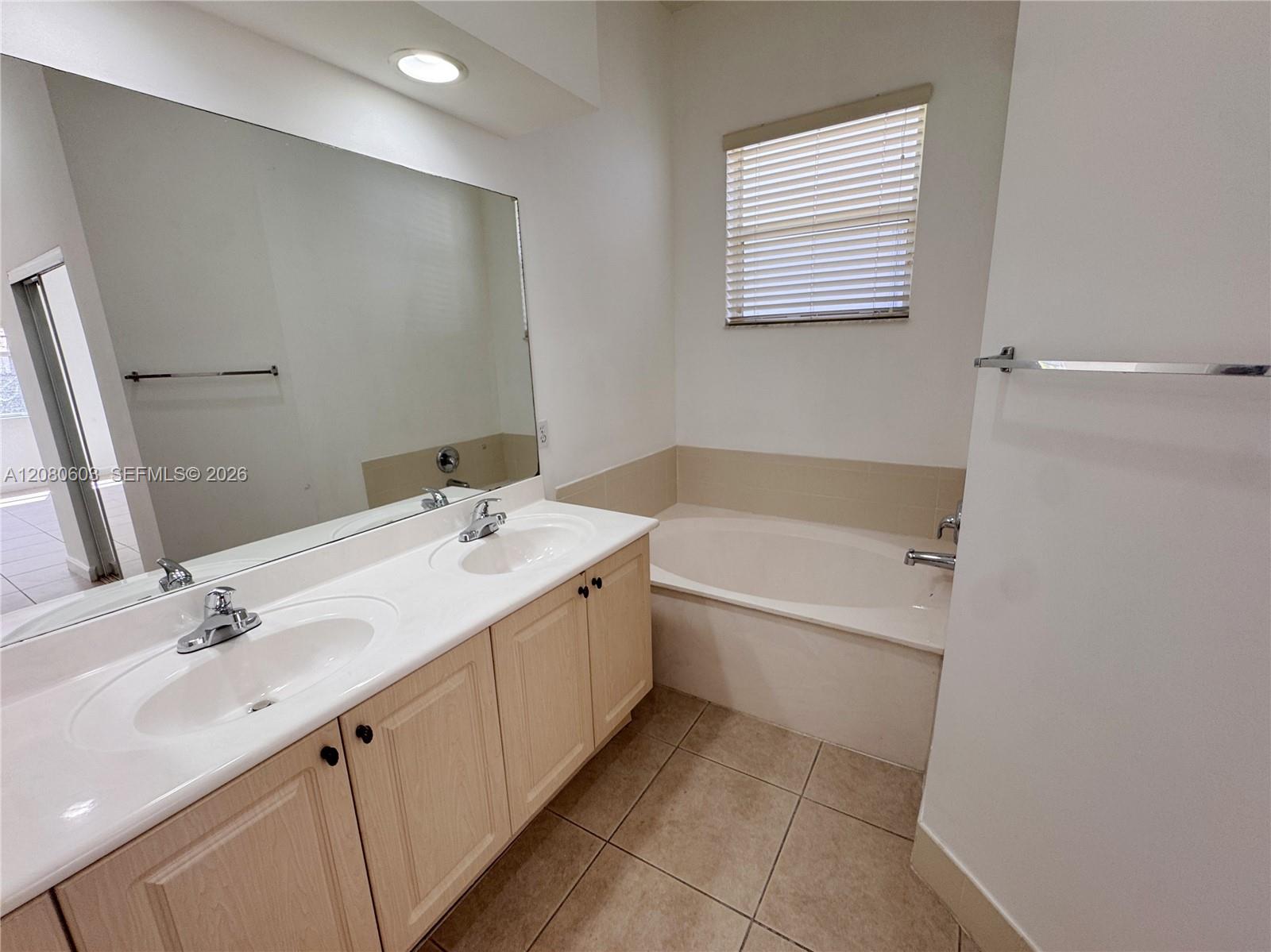 1770 SE 18th Terrace