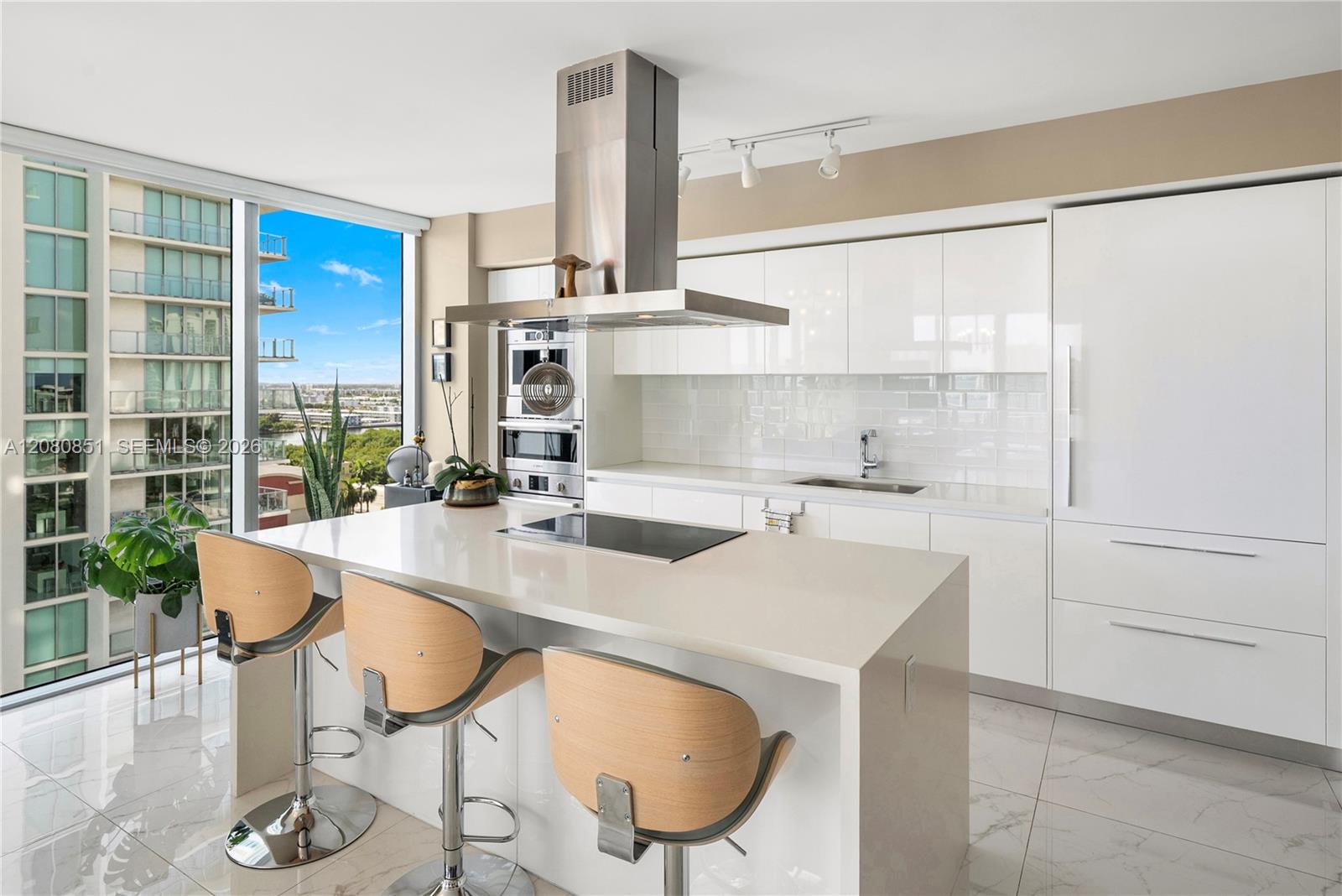 300 Sunny Isles Boulevard