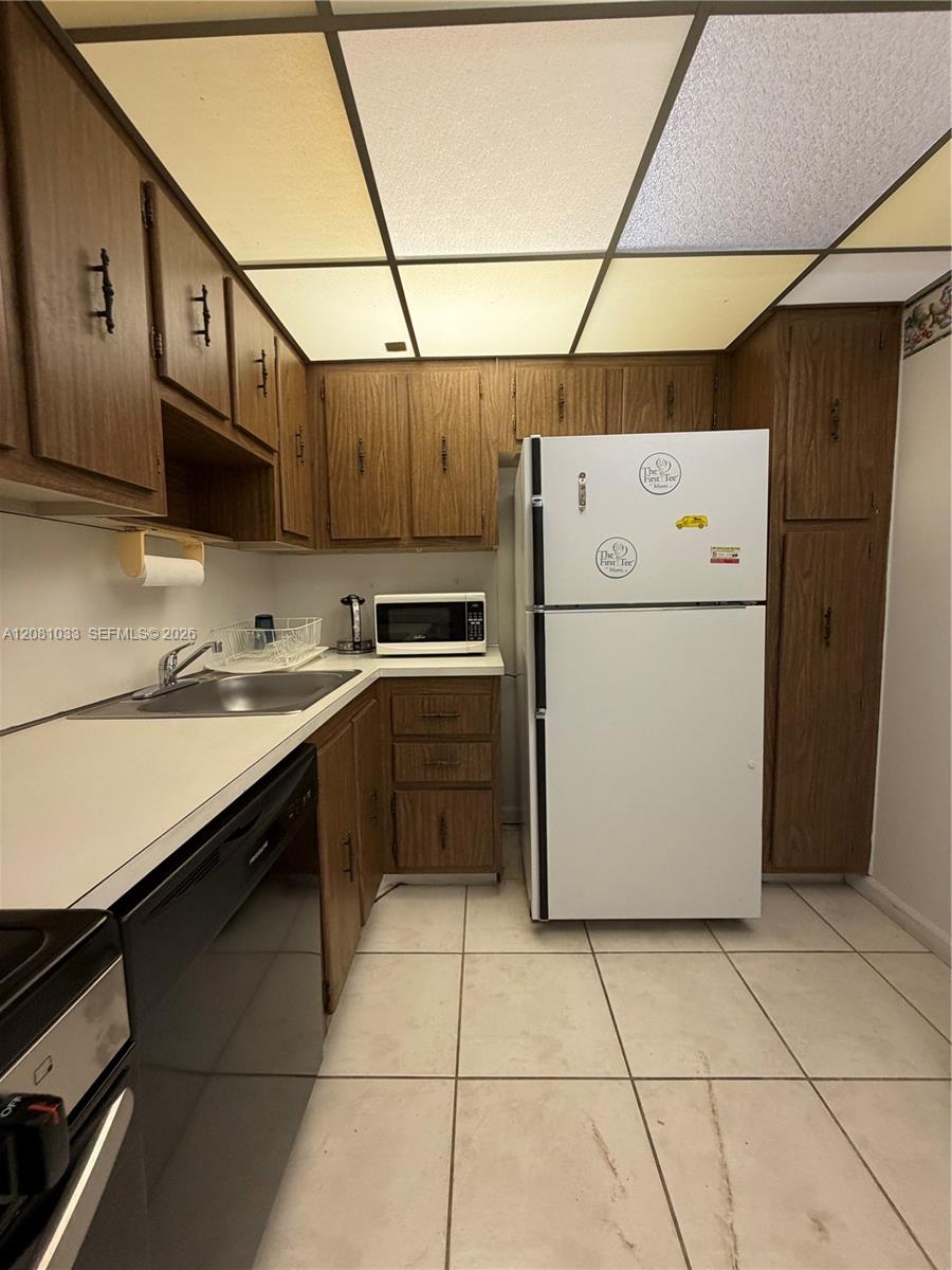 20335 W Country Club Drive