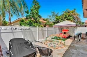 2240 NE 37th Road