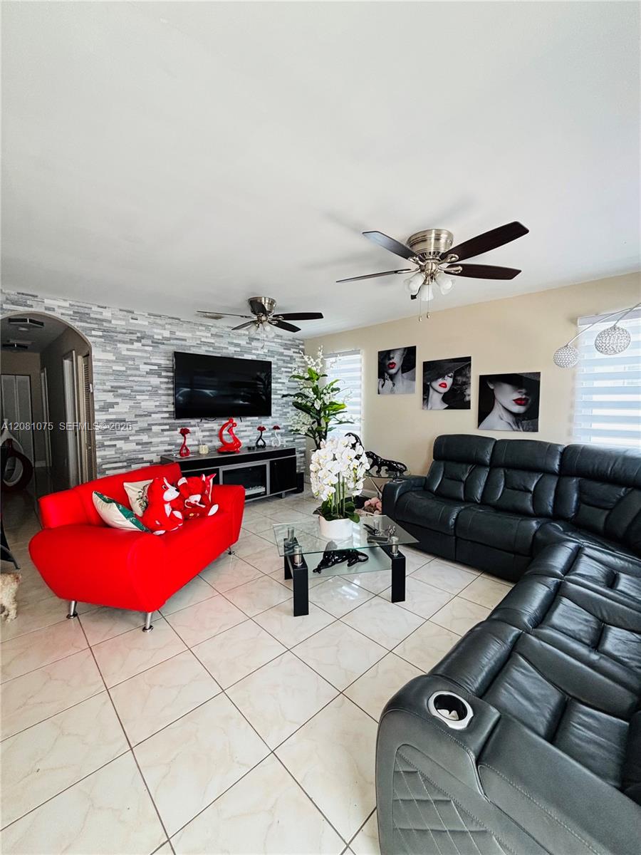 502 NW 7th Avenue