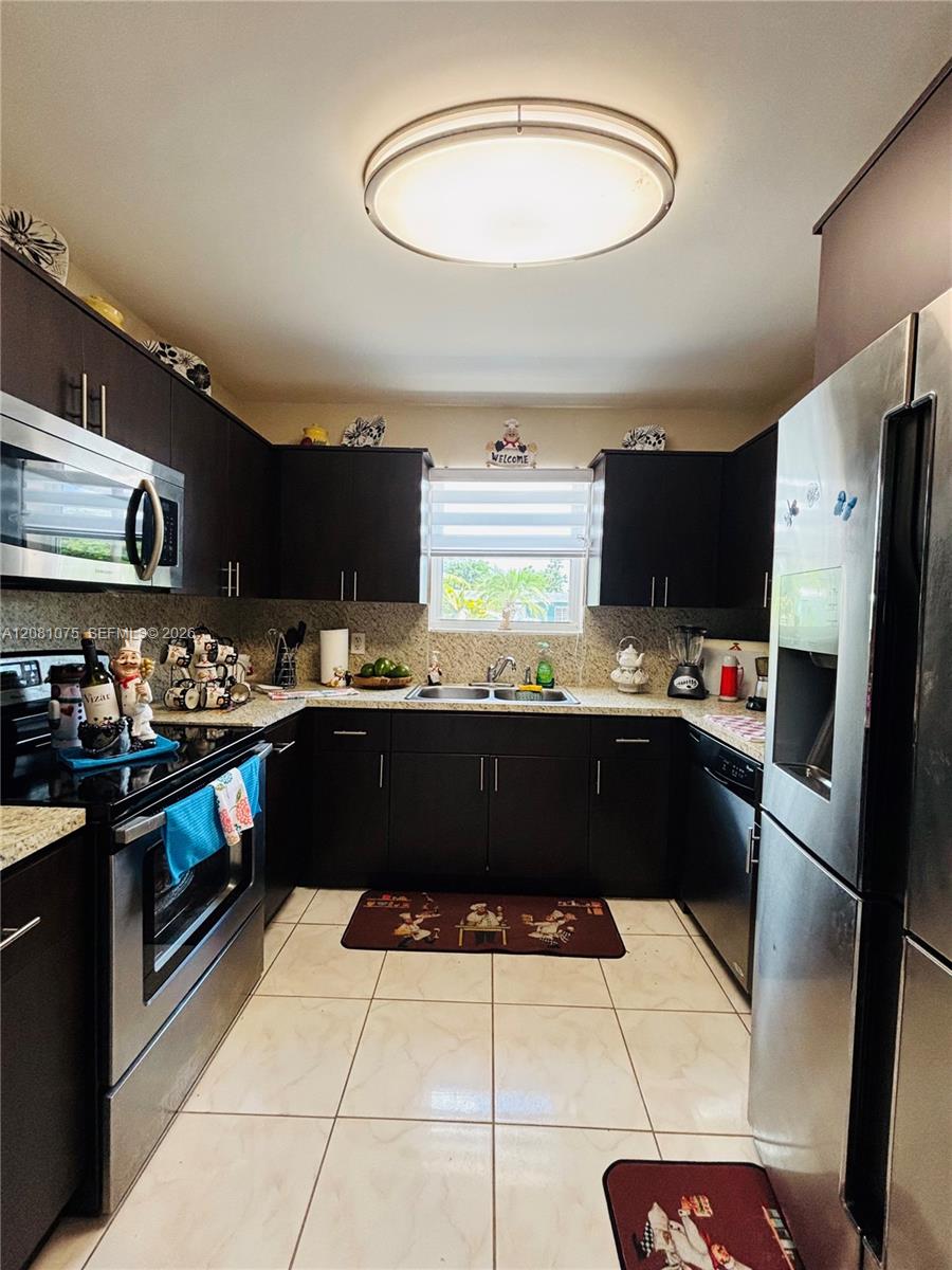 502 NW 7th Avenue