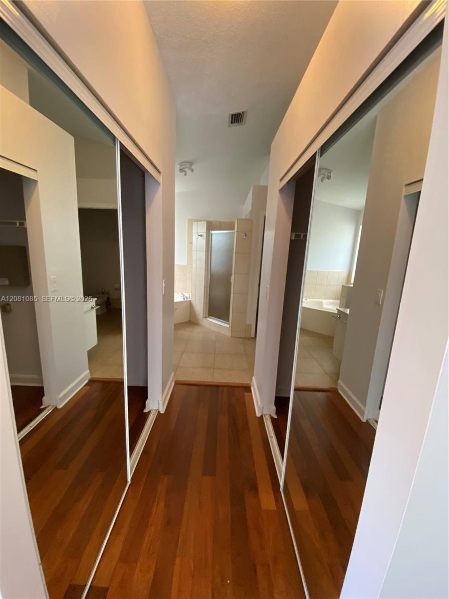 9457 NW 47th Terrace gallery image #19