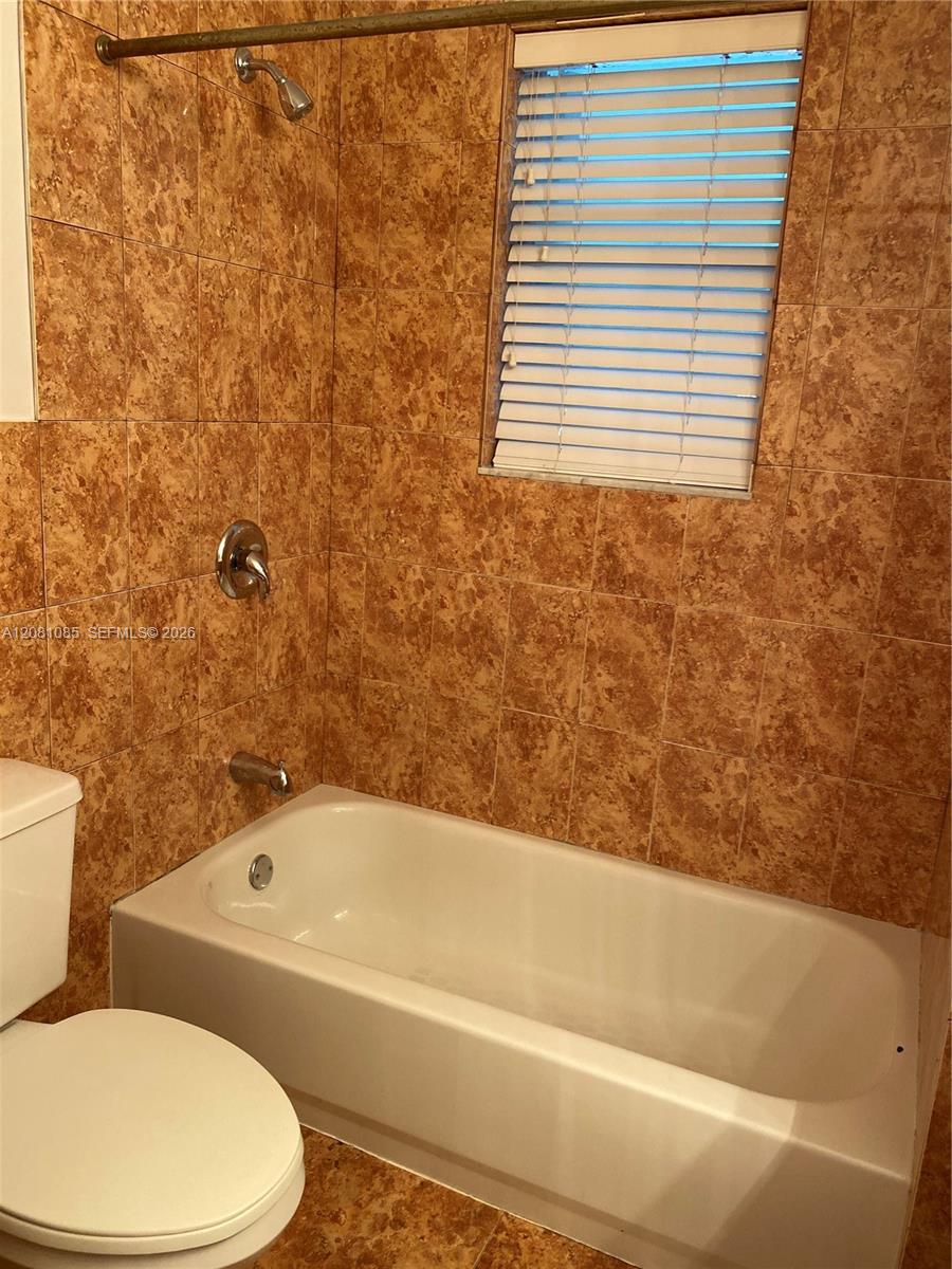 9457 NW 47th Terrace gallery image #24