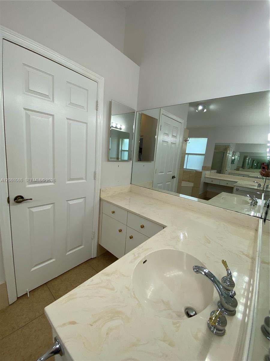 9457 NW 47th Terrace gallery image #31
