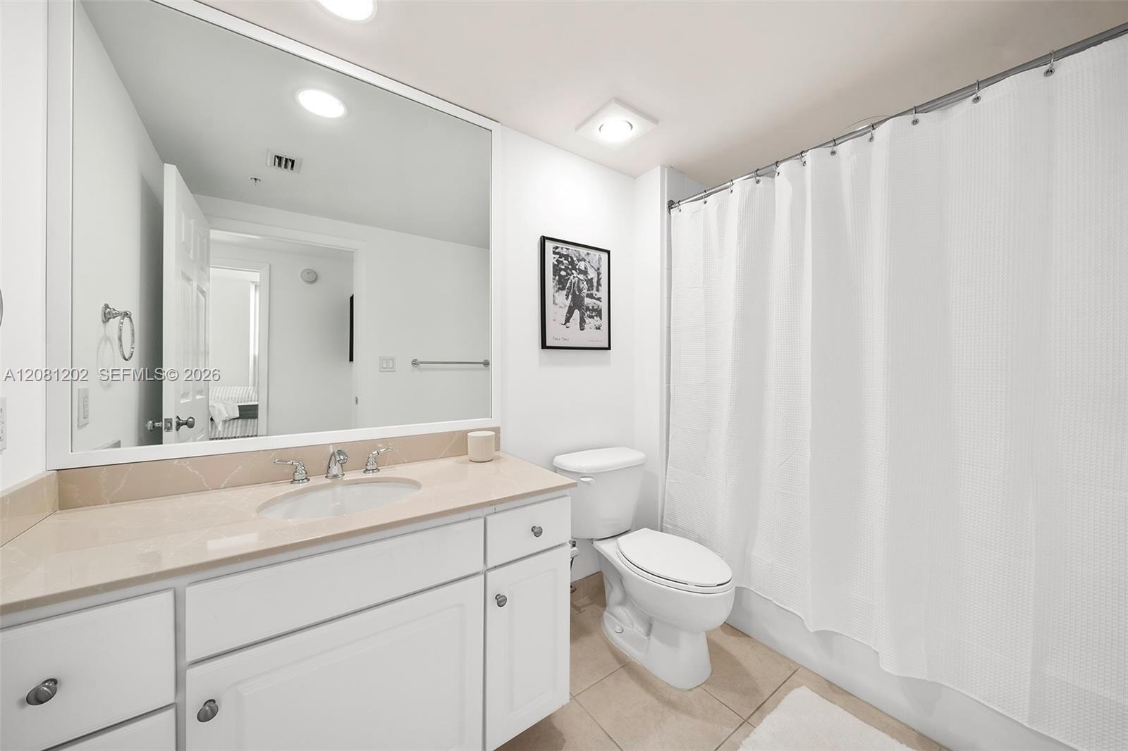 2000 N Bayshore Drive