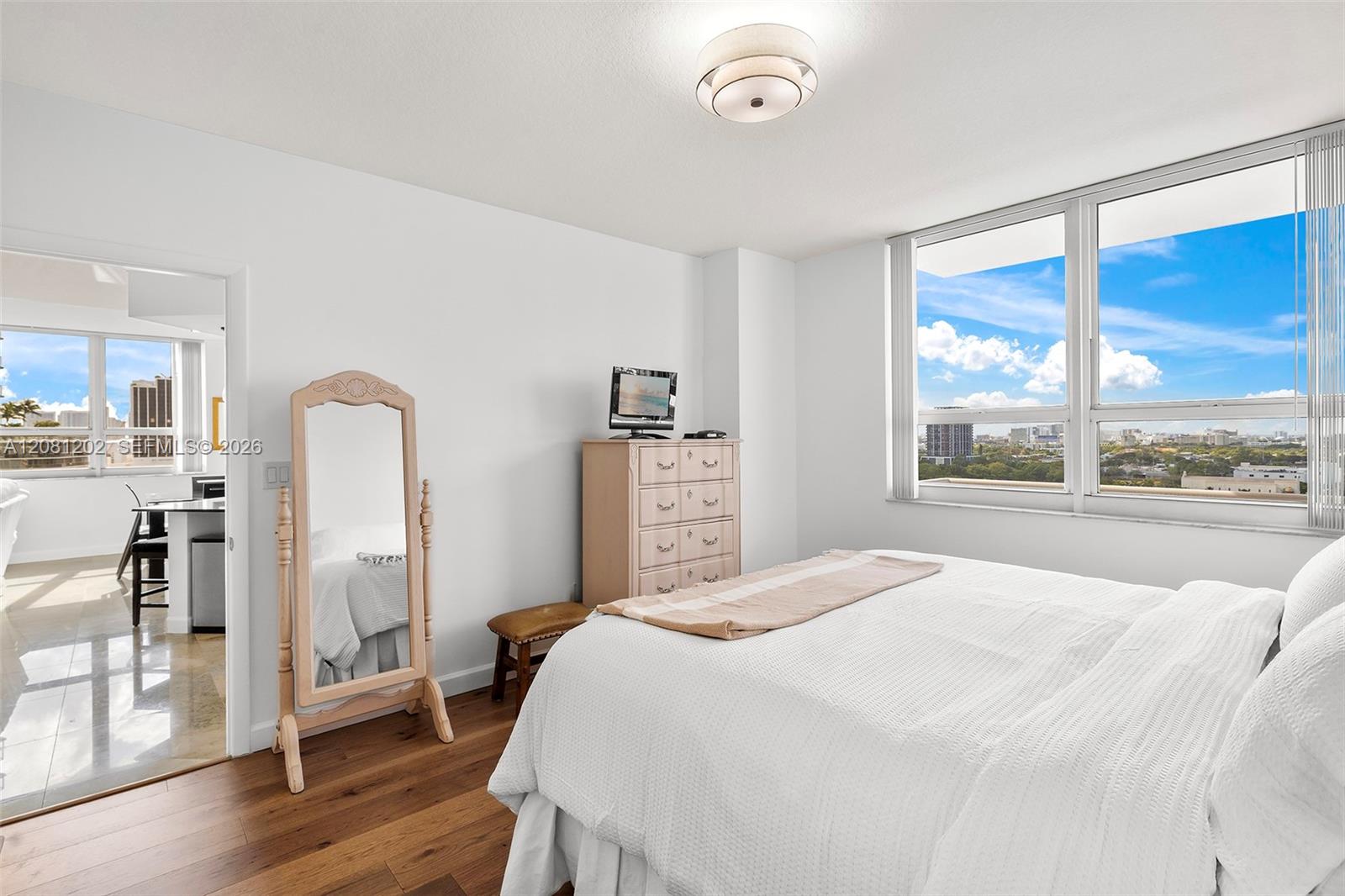 2000 N Bayshore Drive