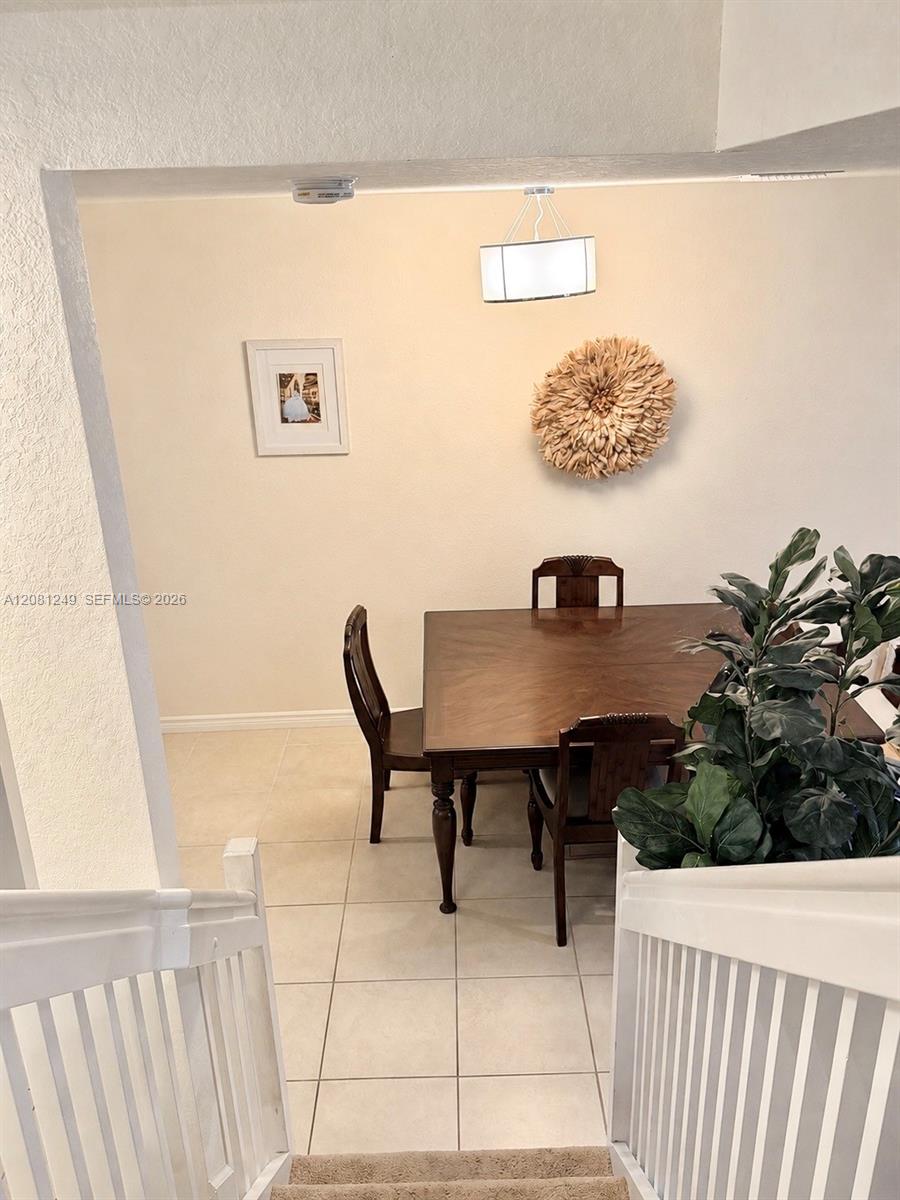 3344 W 105th Terrace