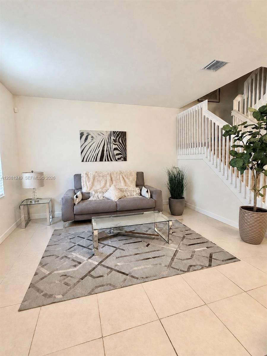 3344 W 105th Terrace