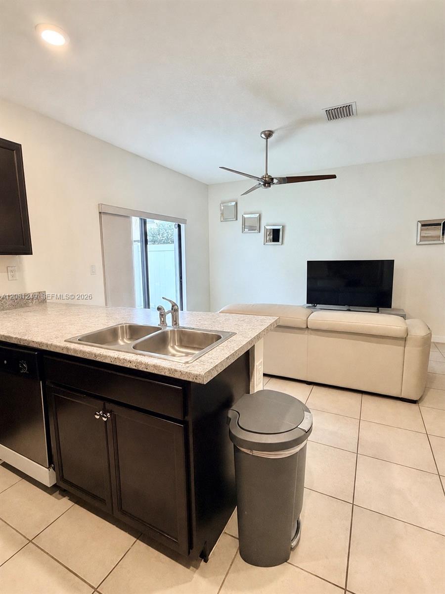 3344 W 105th Terrace