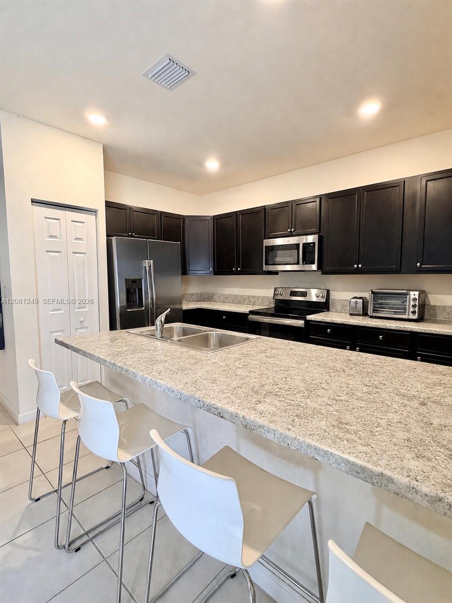 3344 W 105th Terrace