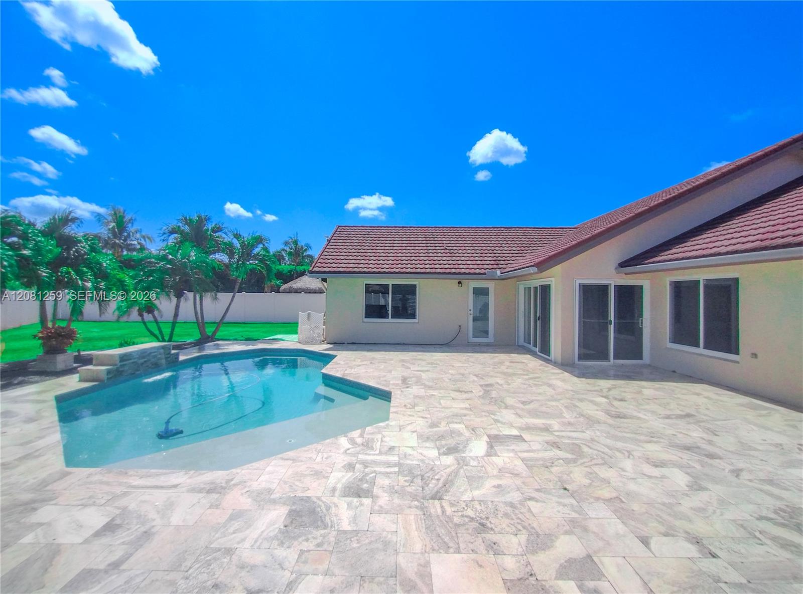5780 Sun Pointe Circle gallery image #14