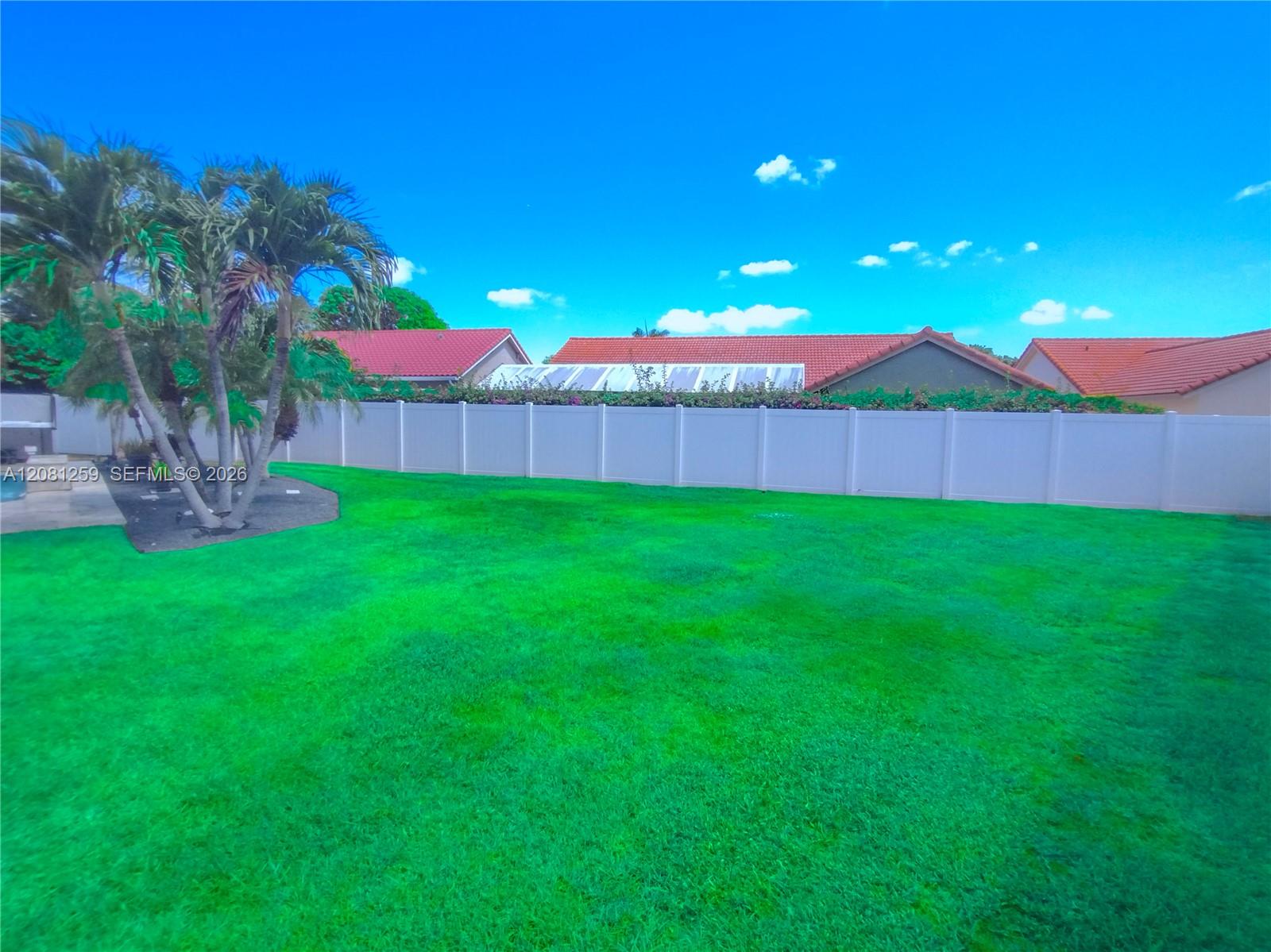 5780 Sun Pointe Circle gallery image #15