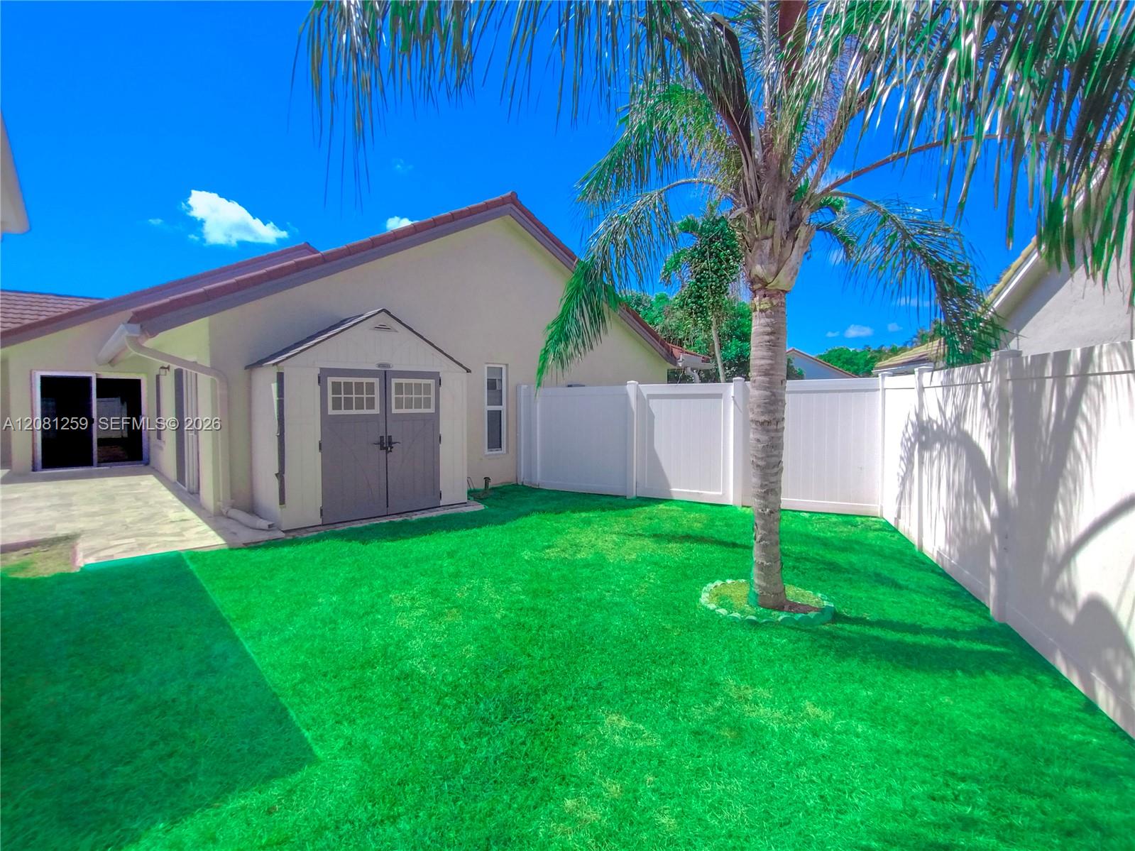 5780 Sun Pointe Circle gallery image #29