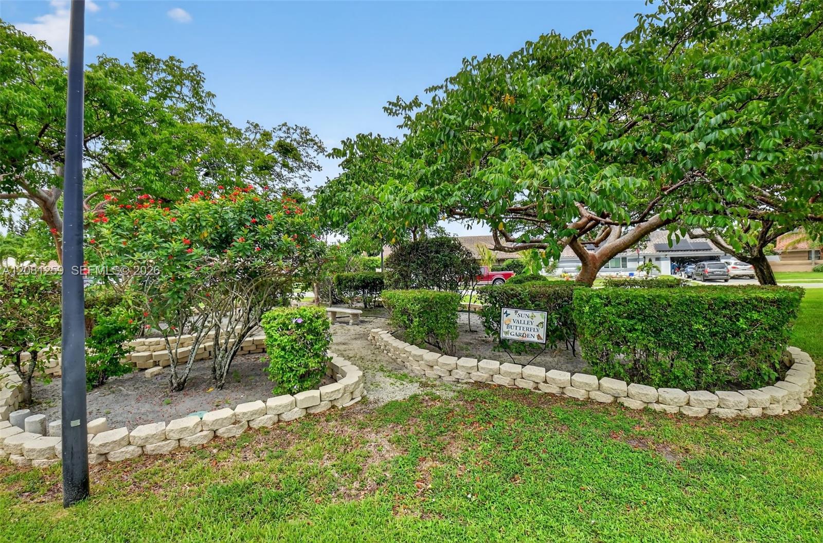 5780 Sun Pointe Circle gallery image #40