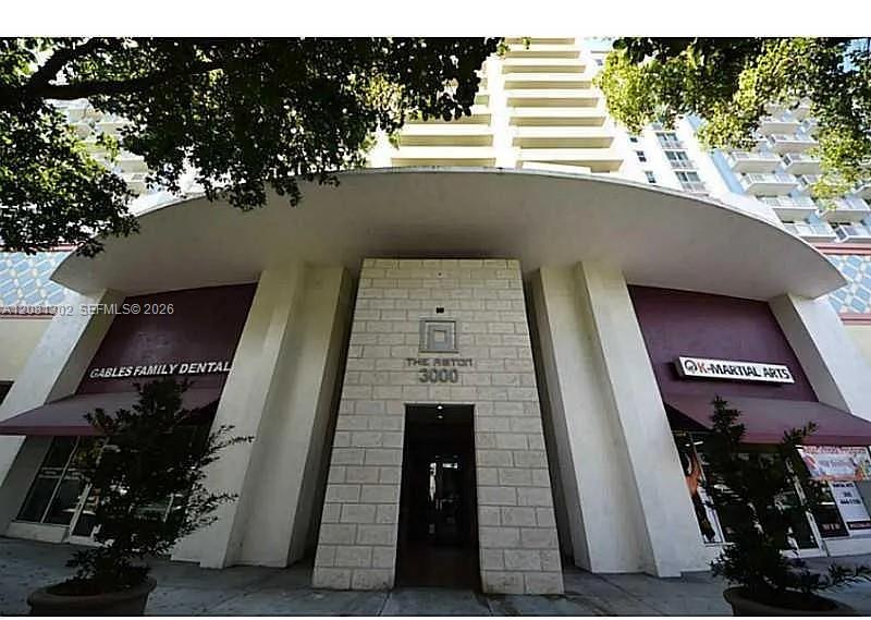 3000 Coral Way