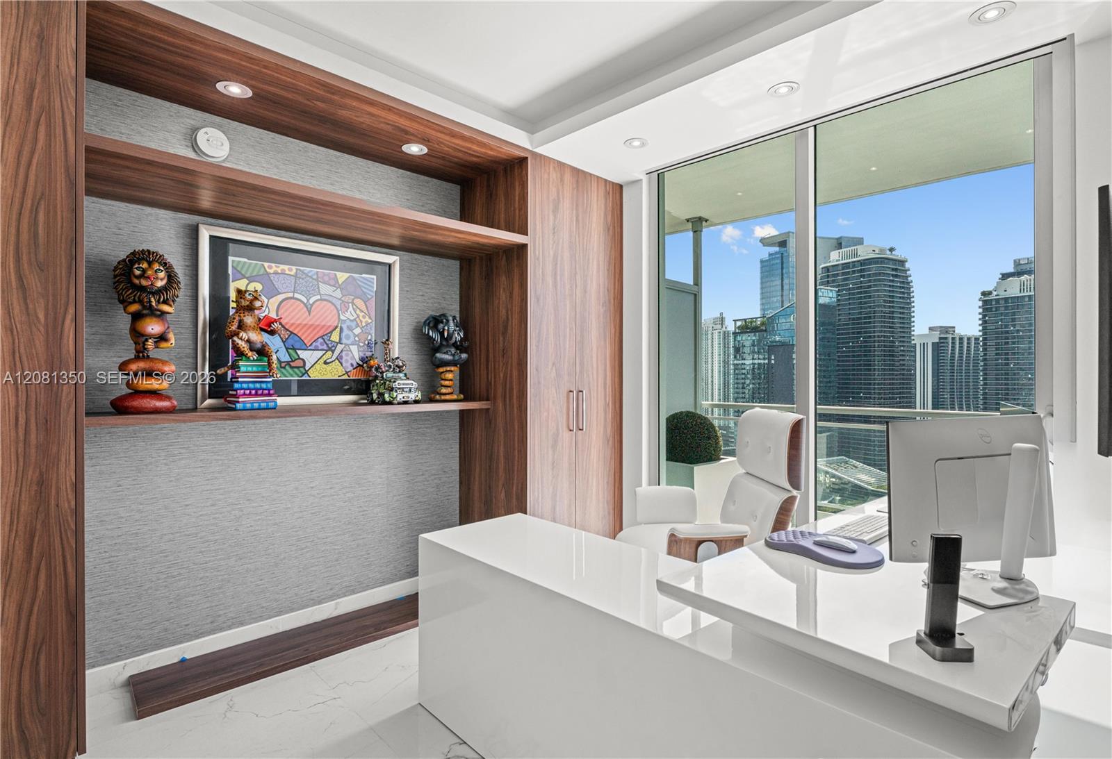 92 SW 3rd Street