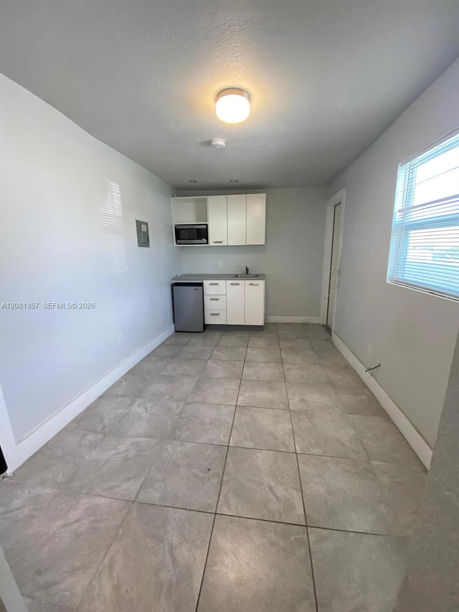 821 SW 29th Court