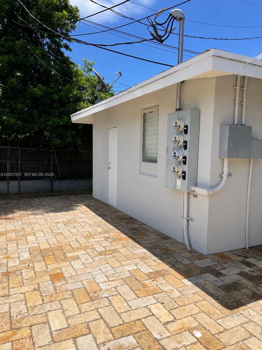 821 SW 29th Court