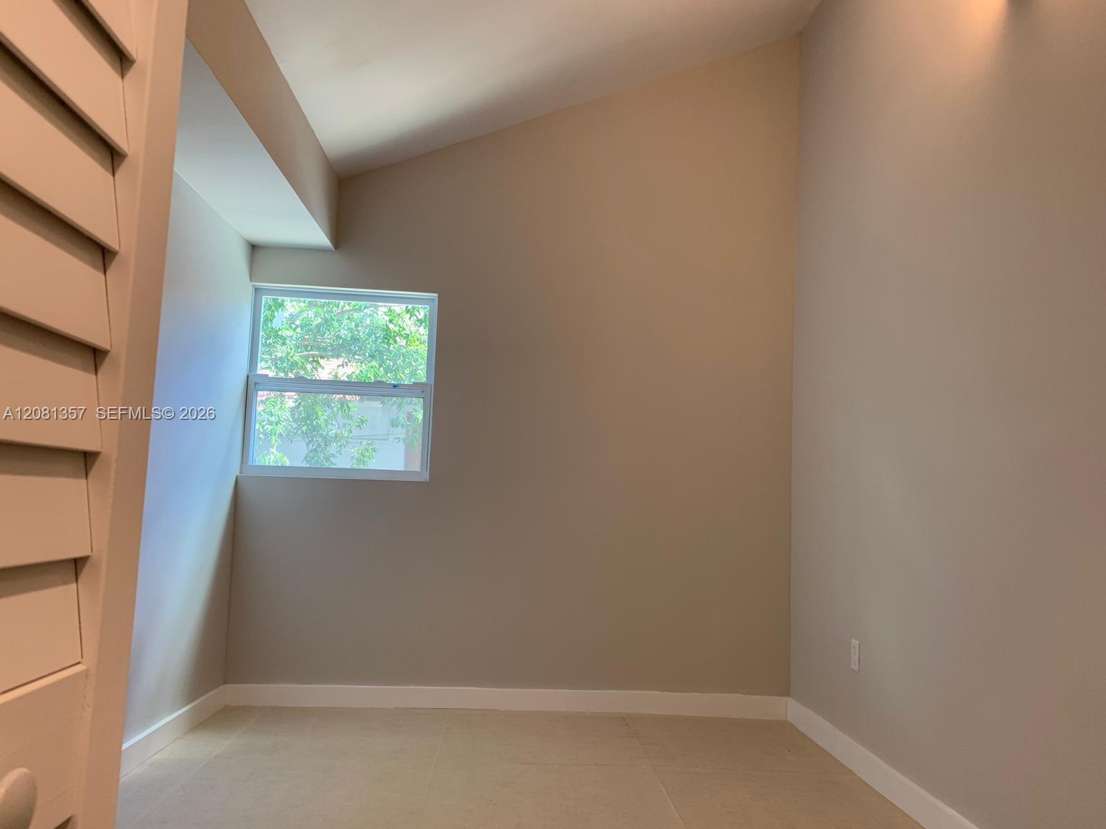 821 SW 29th Court