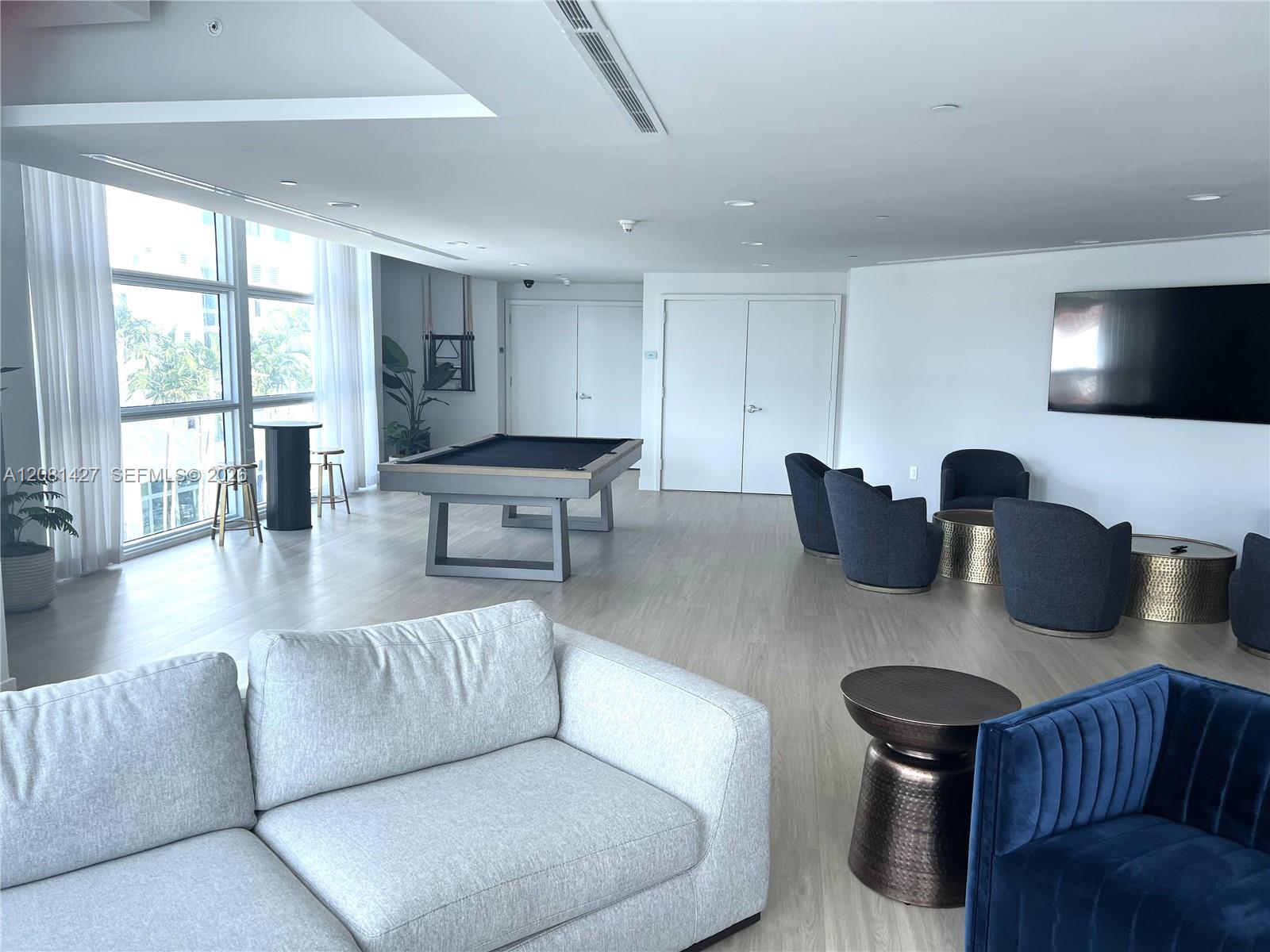 350 NE 24th Street