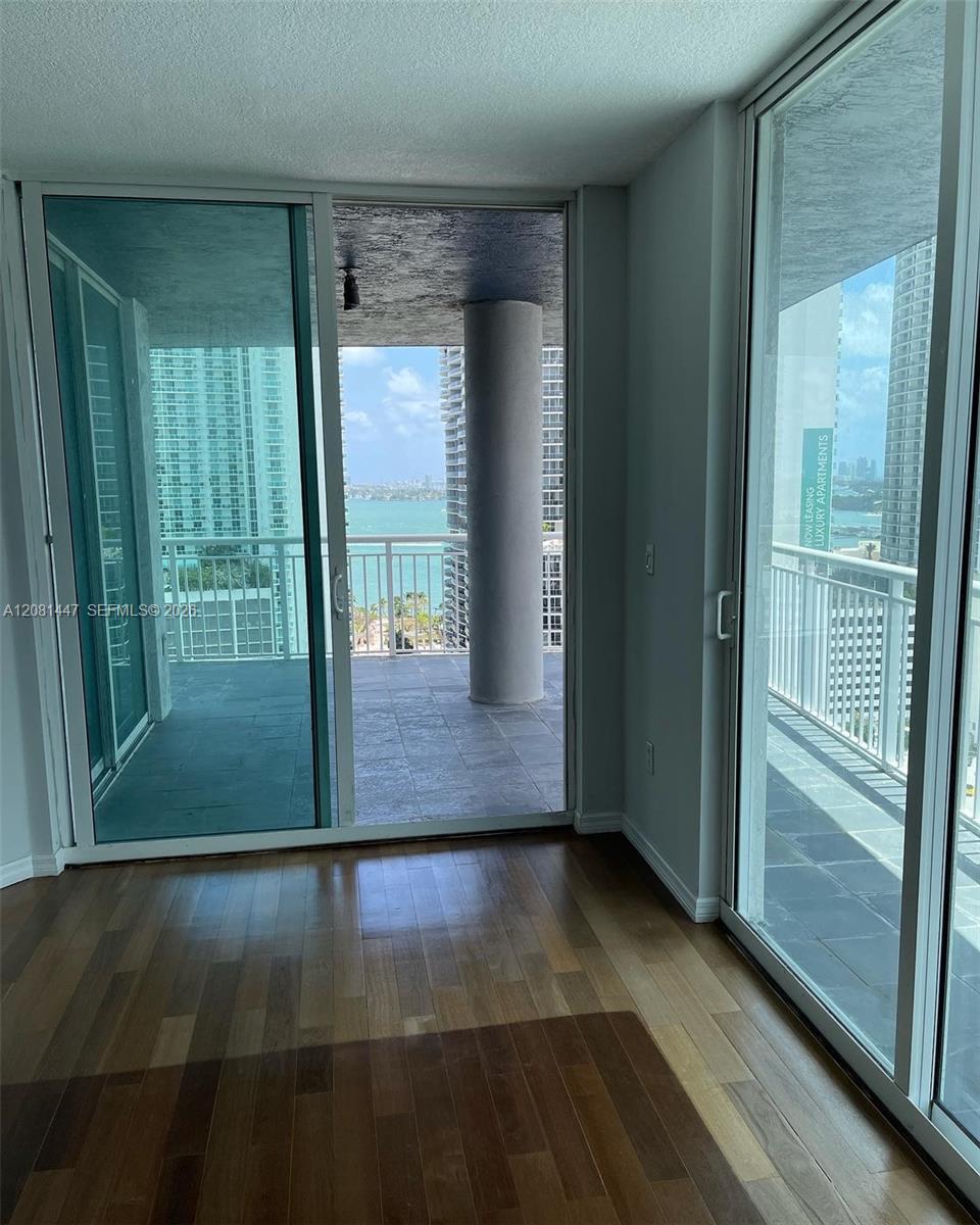 275 NE 18th Street