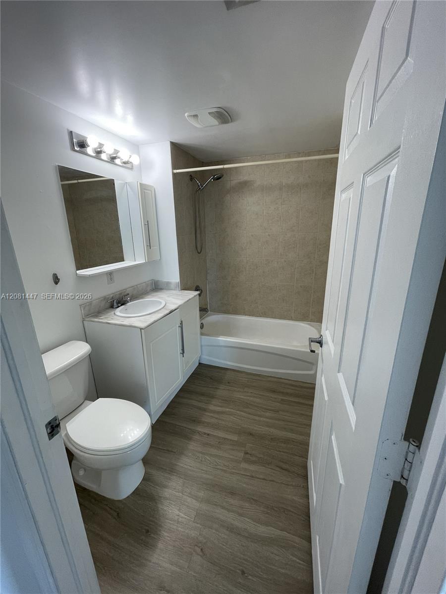 275 NE 18th Street