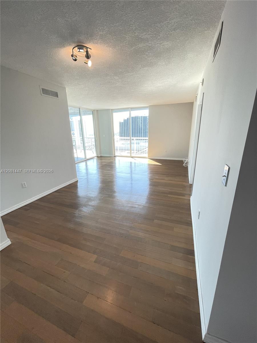 275 NE 18th Street