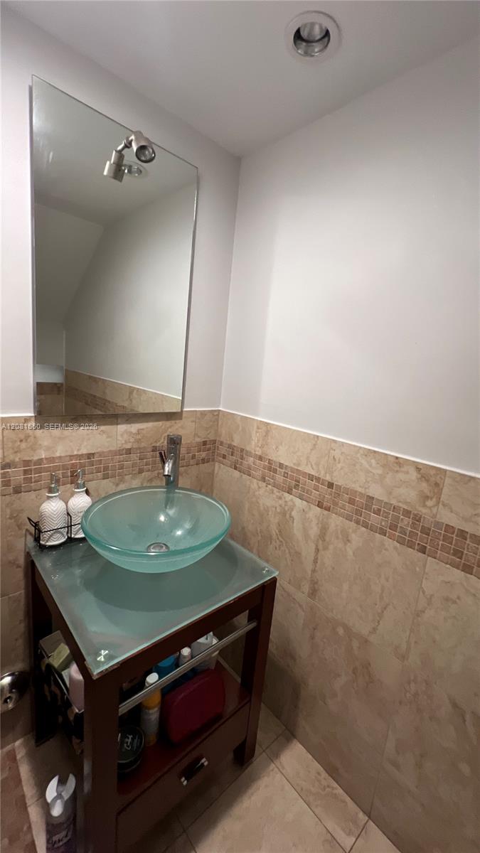 1990 SW 121st Court