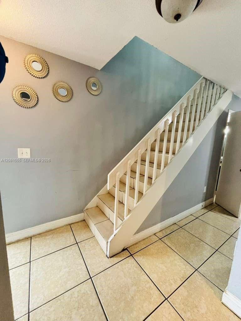 2778 W 60th Street