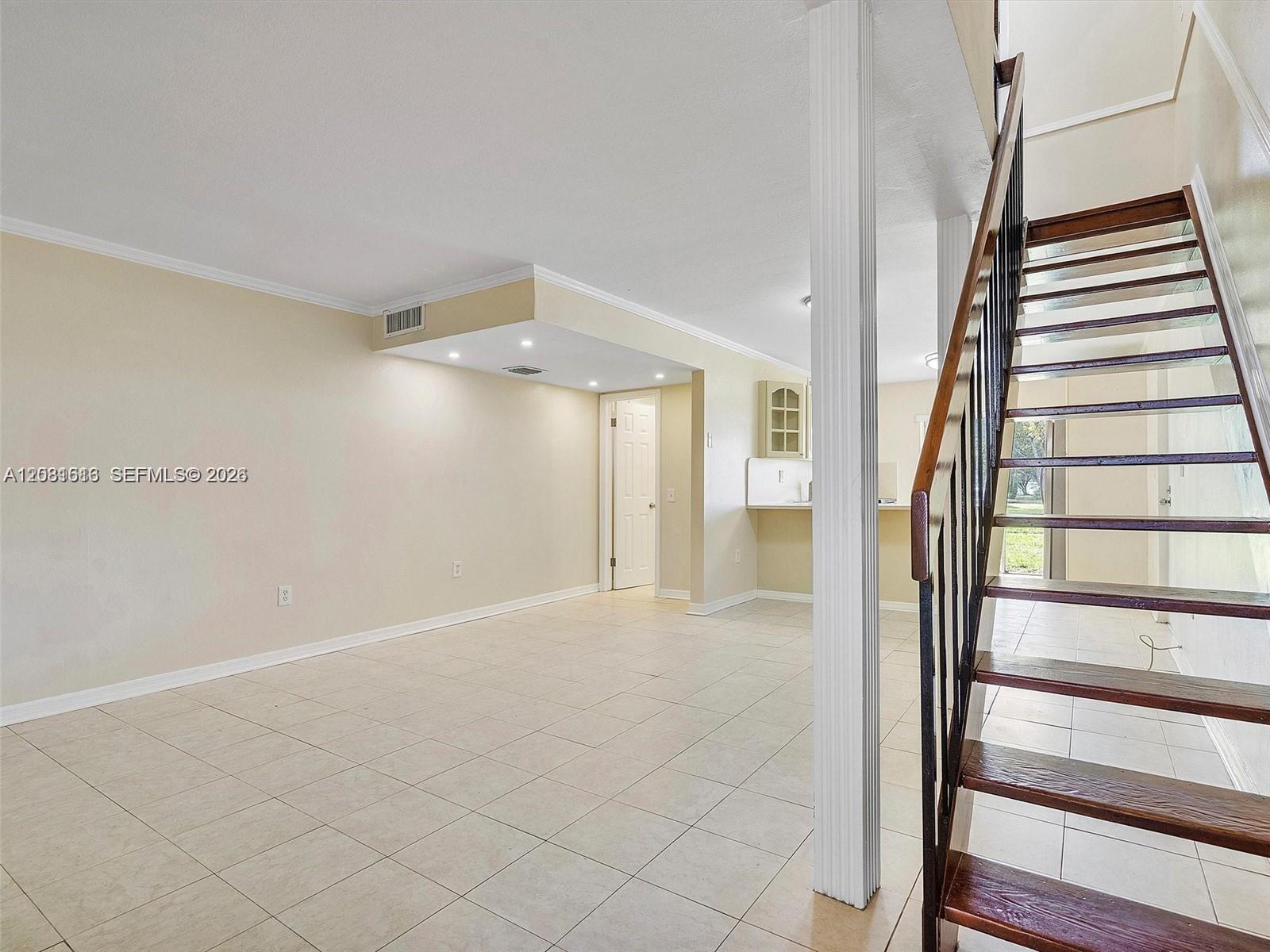 8941 NE 4th Ave Road
