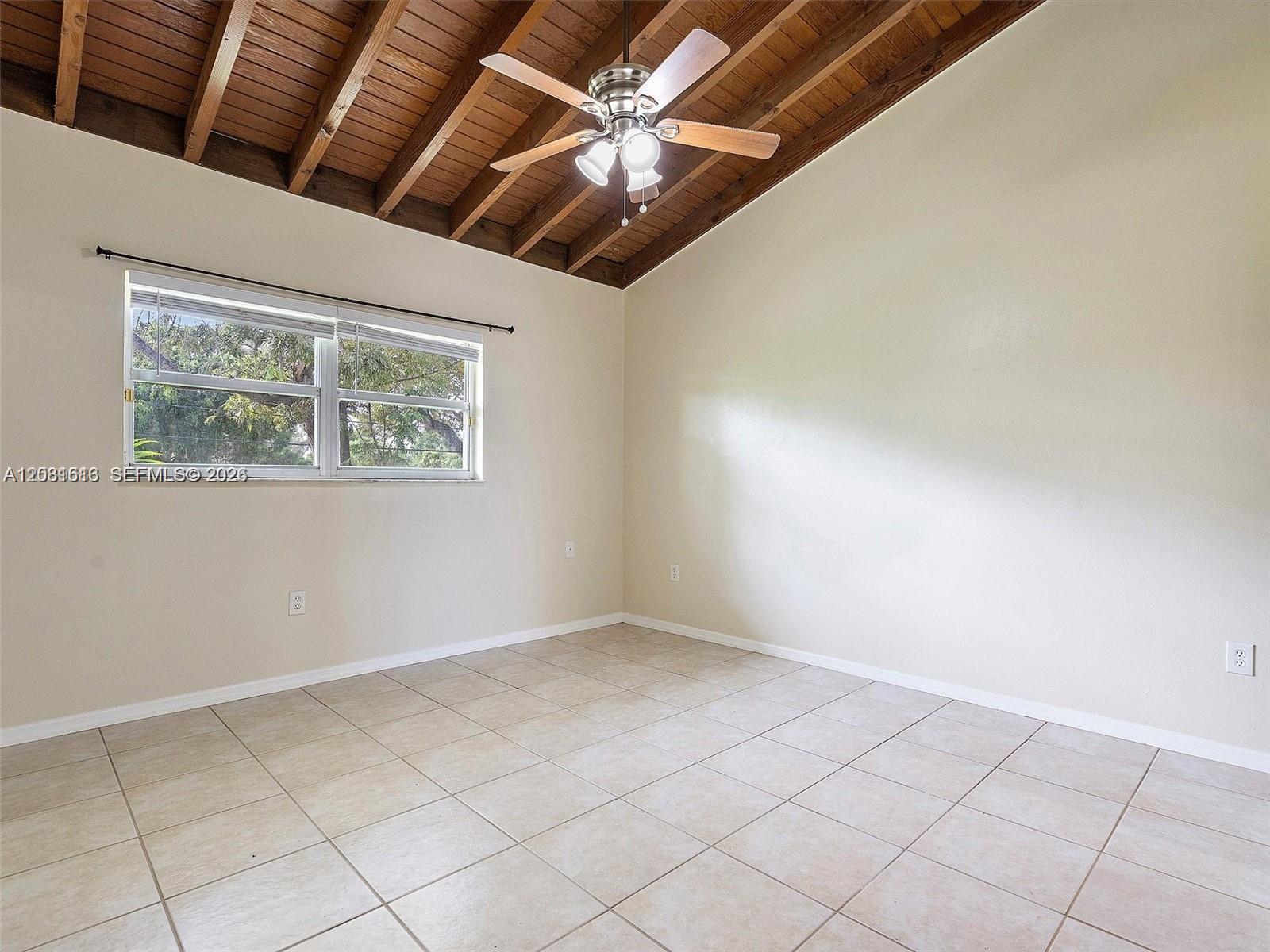8941 NE 4th Ave Road