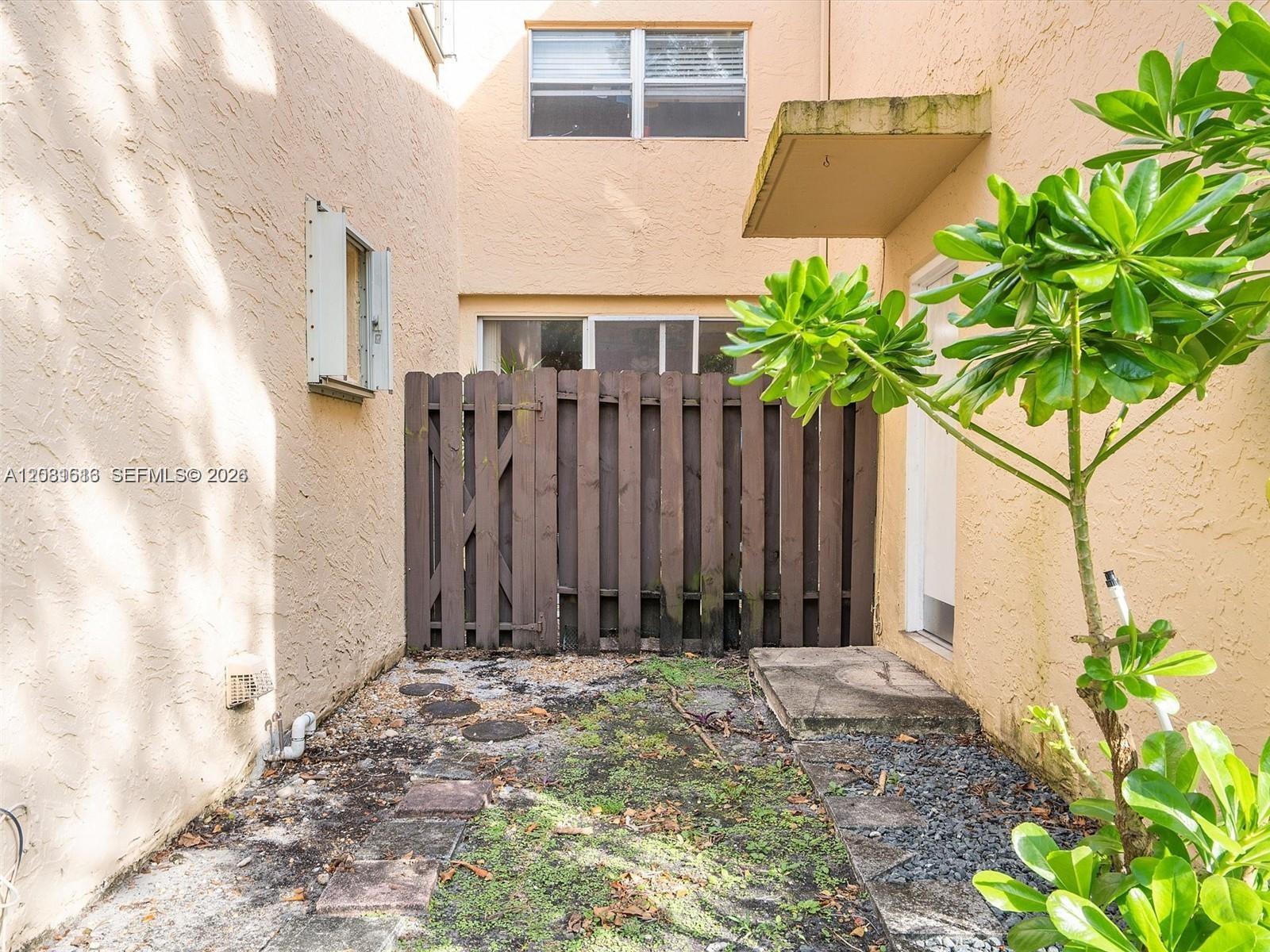 8941 NE 4th Ave Road