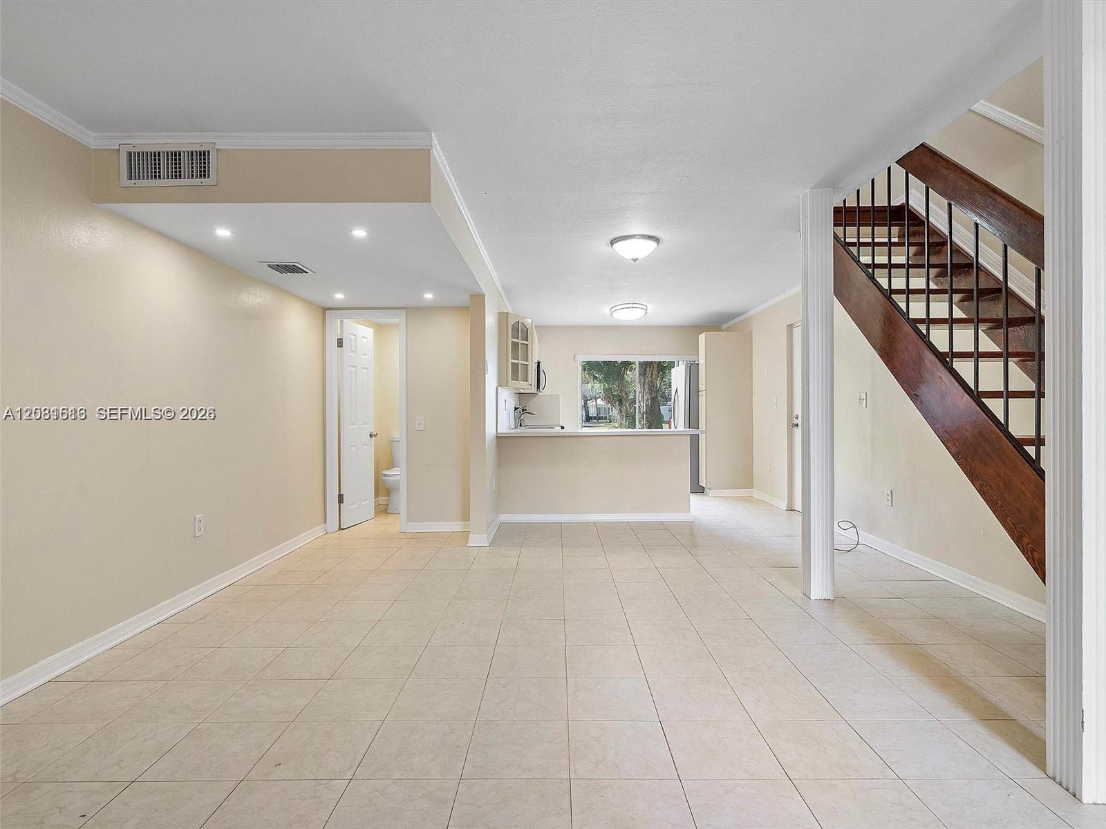 8941 NE 4th Ave Road