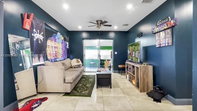 1041 NW 24th Terrace gallery image #11