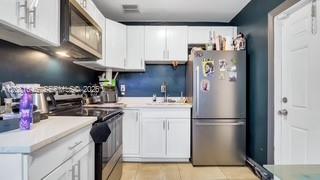 1041 NW 24th Terrace gallery image #5