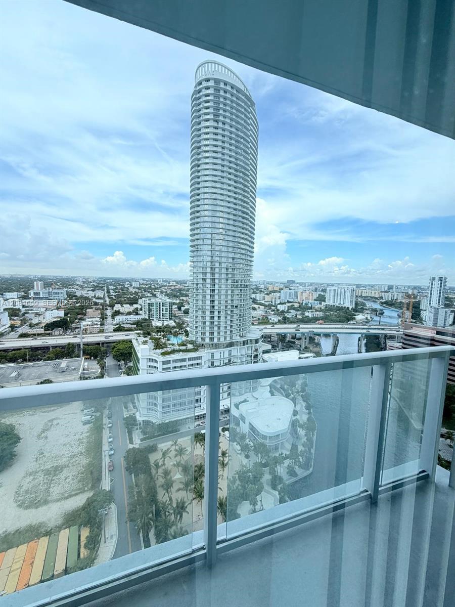 185 SW 7th Street