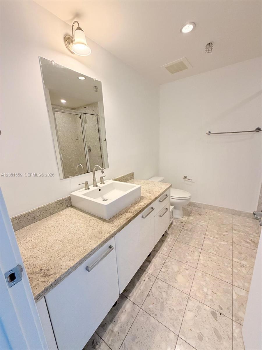 185 SW 7th Street