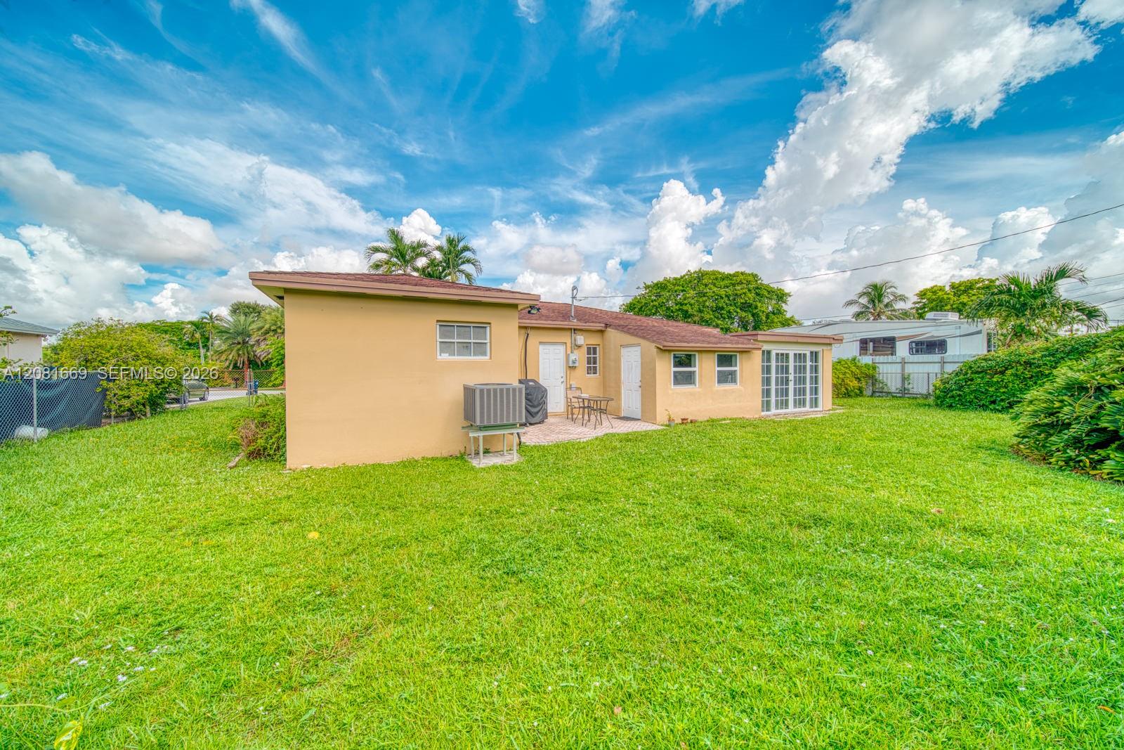 3435 SW 73rd Ave Road